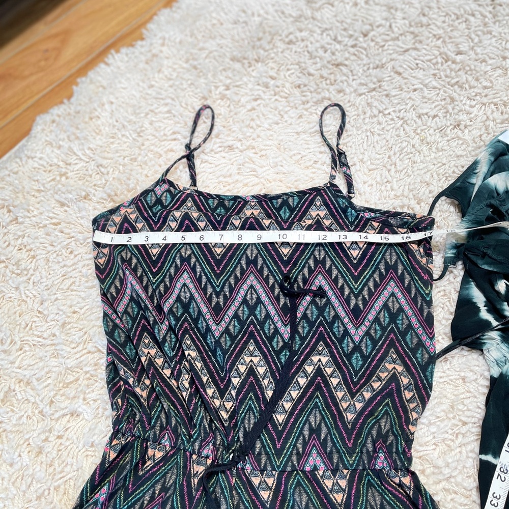 Two cute rompers - Picture 4 of 13